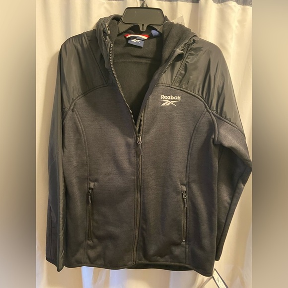 NWT Women’s Reebok Jacket - Picture 1 of 4